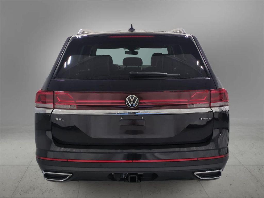 new 2026 Volkswagen Atlas car, priced at $50,432