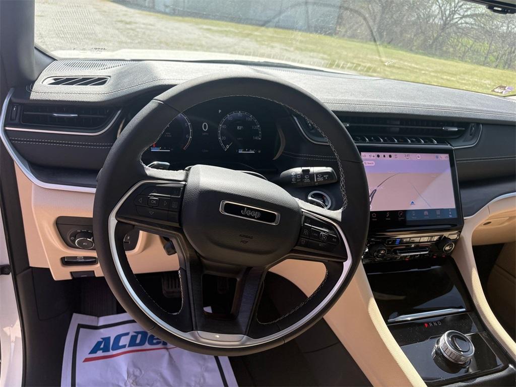 new 2025 Jeep Grand Cherokee L car, priced at $50,592