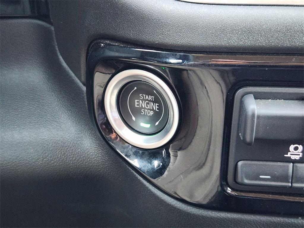 used 2023 GMC Sierra 1500 car, priced at $40,998