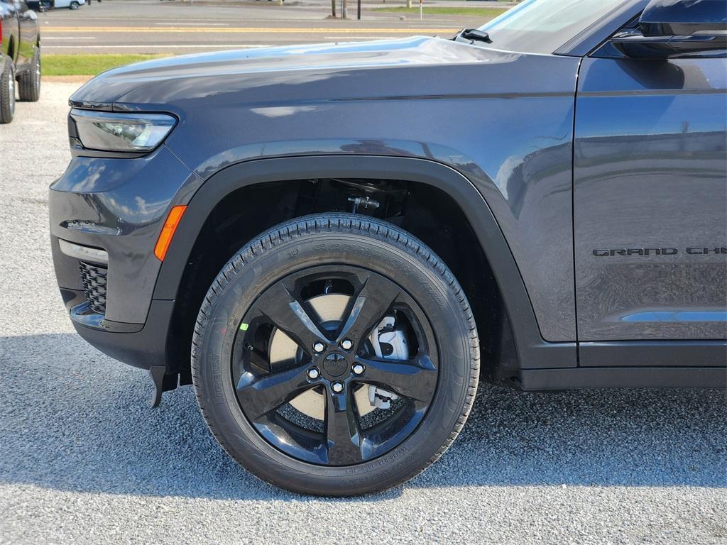 new 2025 Jeep Grand Cherokee L car, priced at $50,335