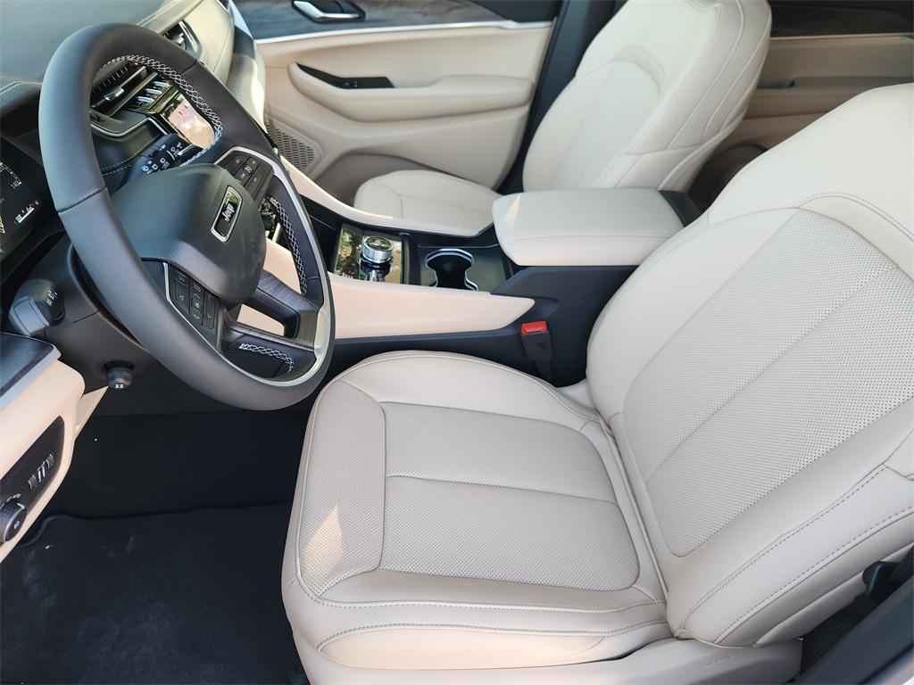 new 2025 Jeep Grand Cherokee L car, priced at $50,147