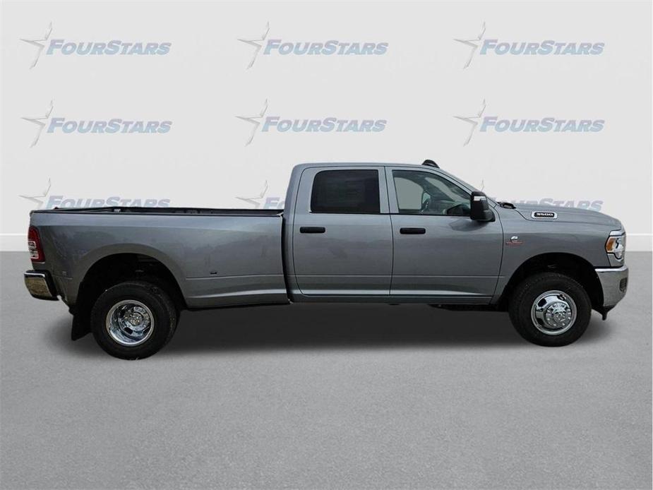 new 2024 Ram 3500 car, priced at $61,722