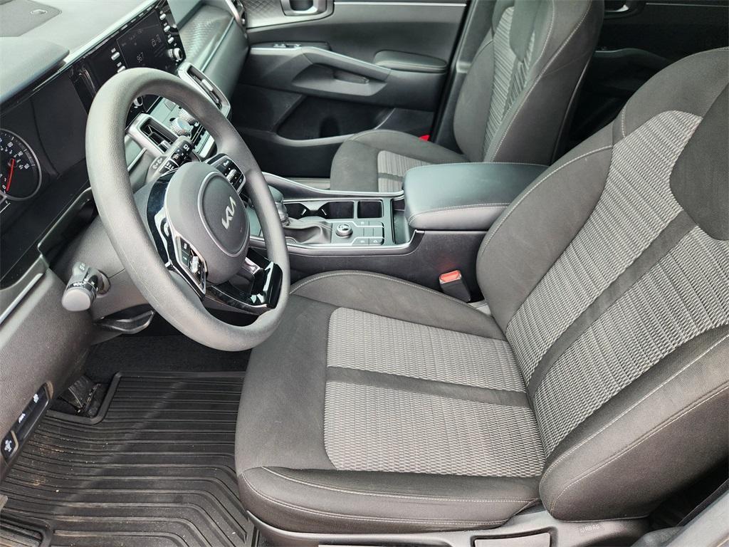 used 2023 Kia Sorento car, priced at $25,548