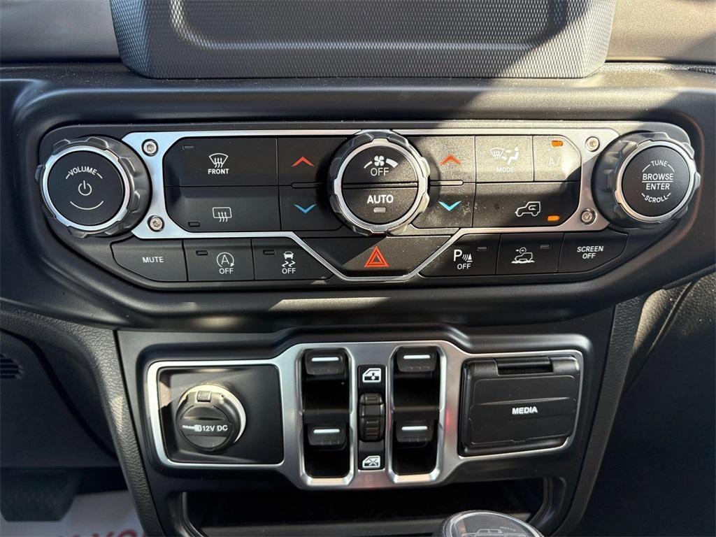 used 2020 Jeep Gladiator car, priced at $29,997