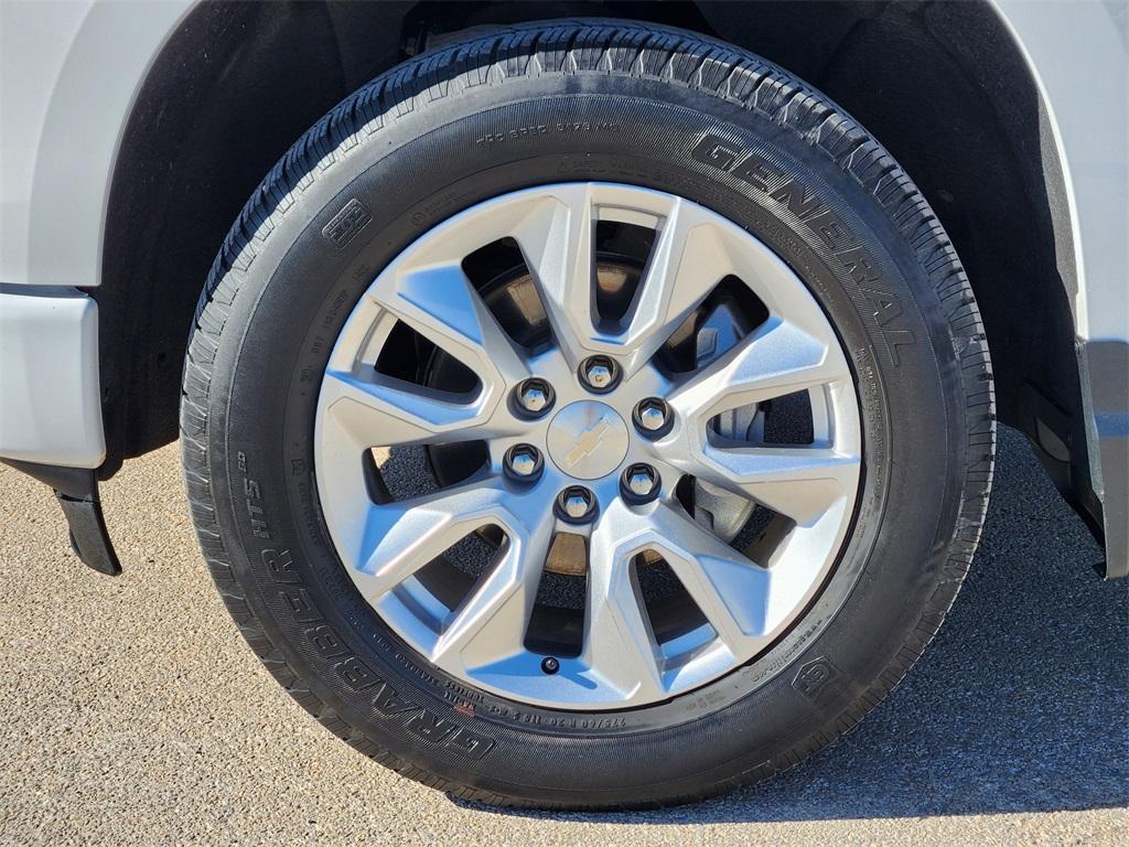 used 2022 Chevrolet Silverado 1500 car, priced at $28,743