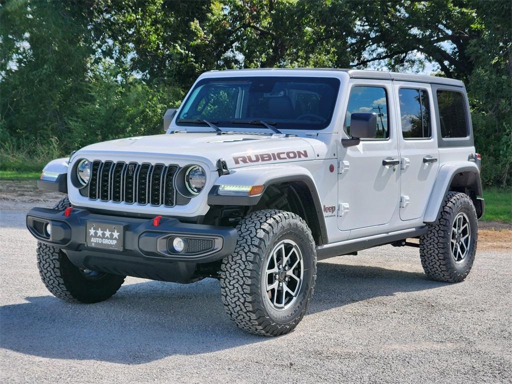 new 2025 Jeep Wrangler car, priced at $60,585
