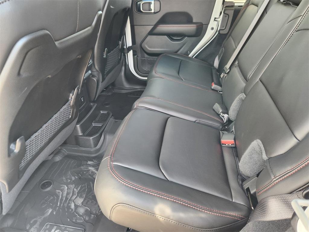 new 2025 Jeep Wrangler car, priced at $60,585