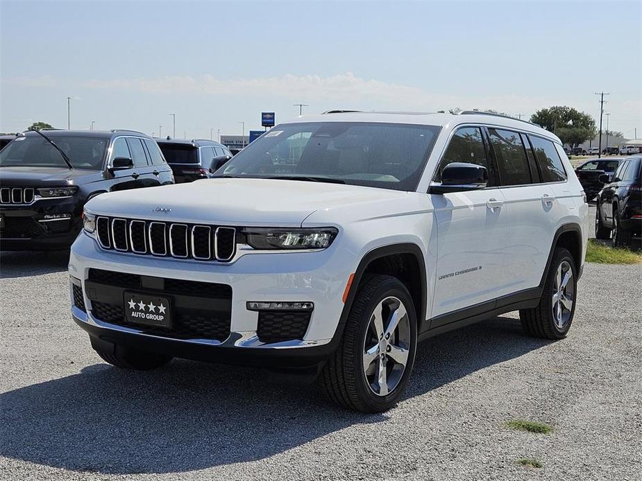 new 2024 Jeep Grand Cherokee L car, priced at $46,753