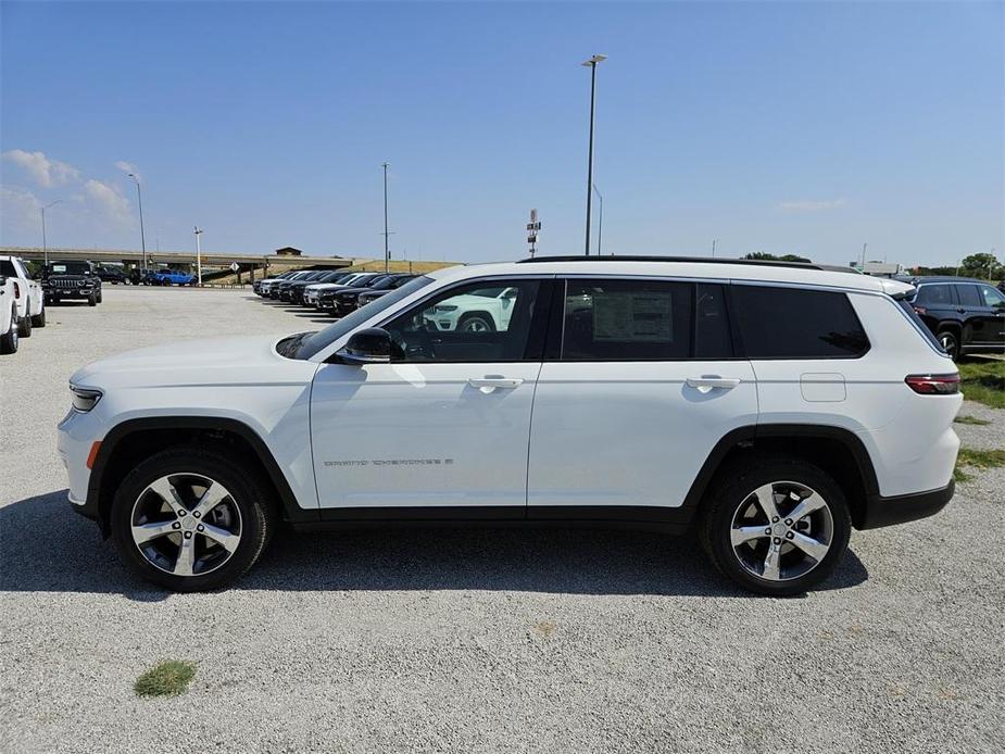 new 2024 Jeep Grand Cherokee L car, priced at $46,753