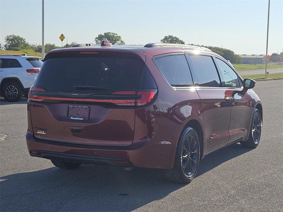 used 2021 Chrysler Pacifica car, priced at $28,271