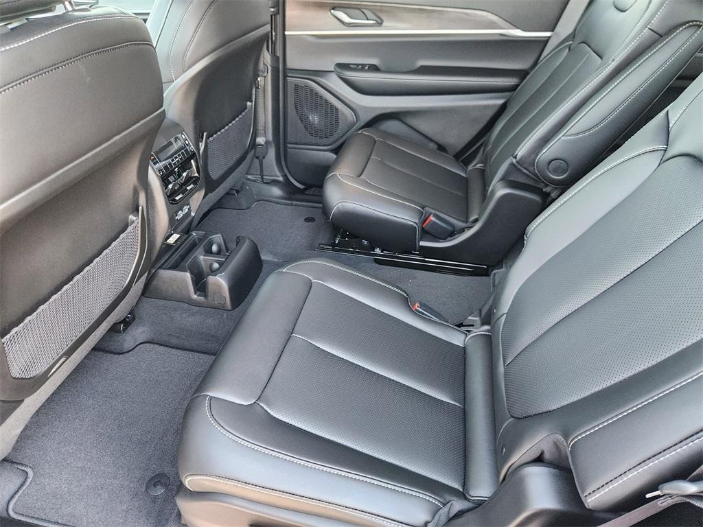 new 2025 Jeep Grand Cherokee L car, priced at $50,147