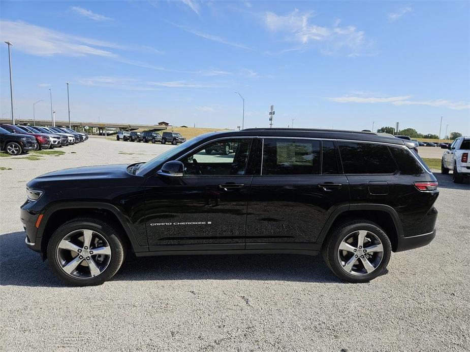 new 2024 Jeep Grand Cherokee L car, priced at $47,271