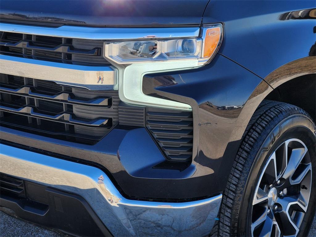 used 2024 Chevrolet Silverado 1500 car, priced at $38,685
