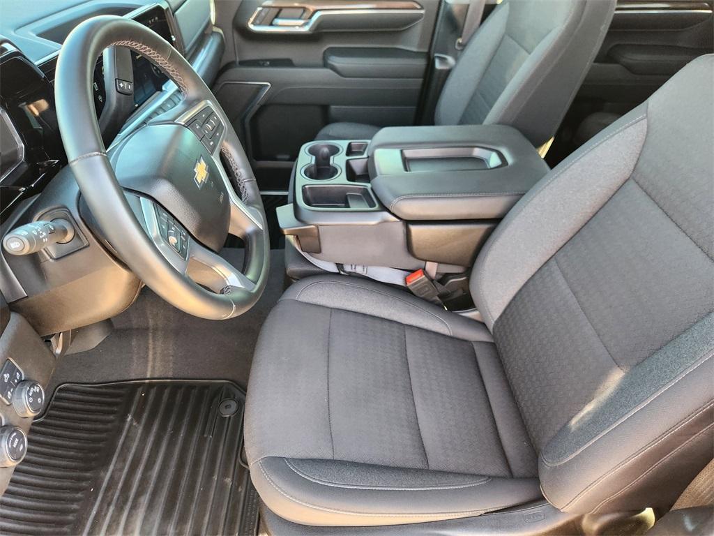 used 2024 Chevrolet Silverado 1500 car, priced at $38,685