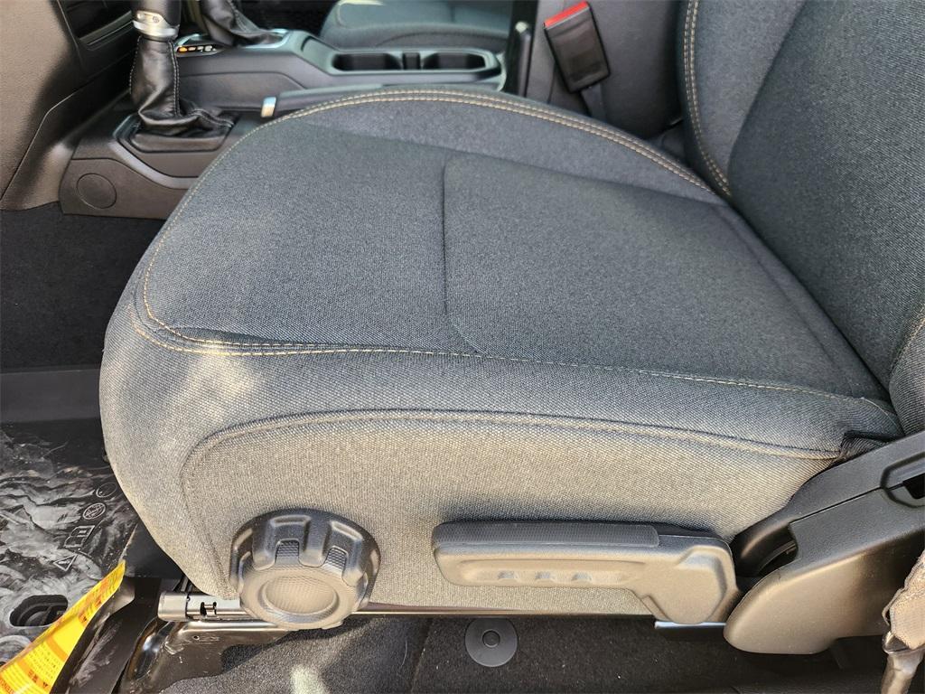 new 2025 Jeep Wrangler car, priced at $39,240