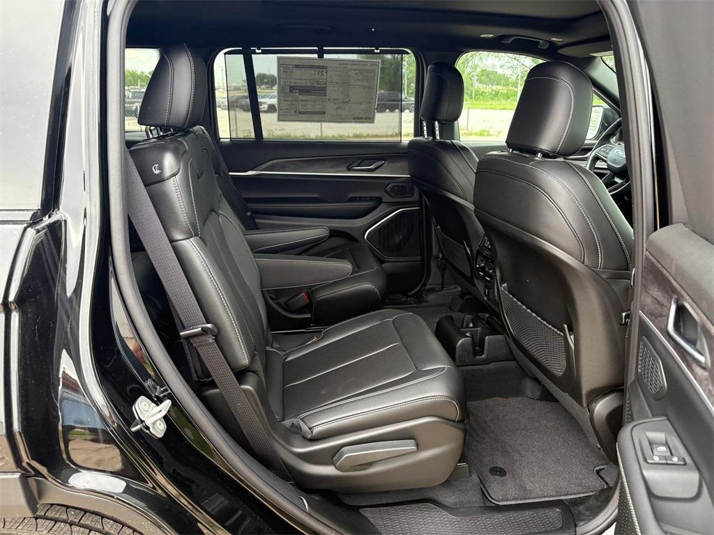 new 2025 Jeep Grand Cherokee L car, priced at $53,212