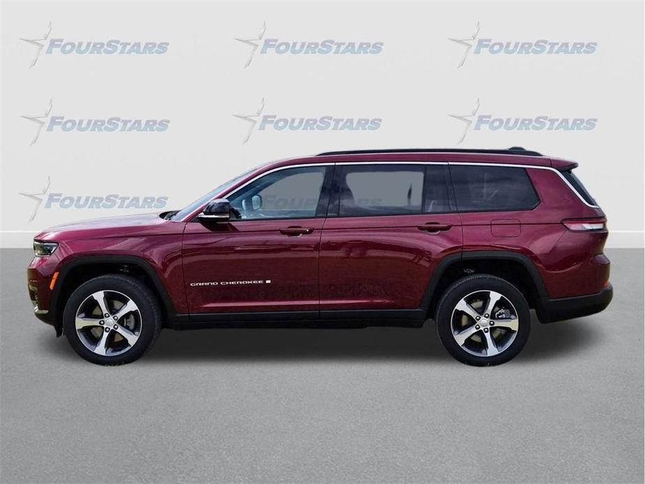 new 2024 Jeep Grand Cherokee L car, priced at $48,481