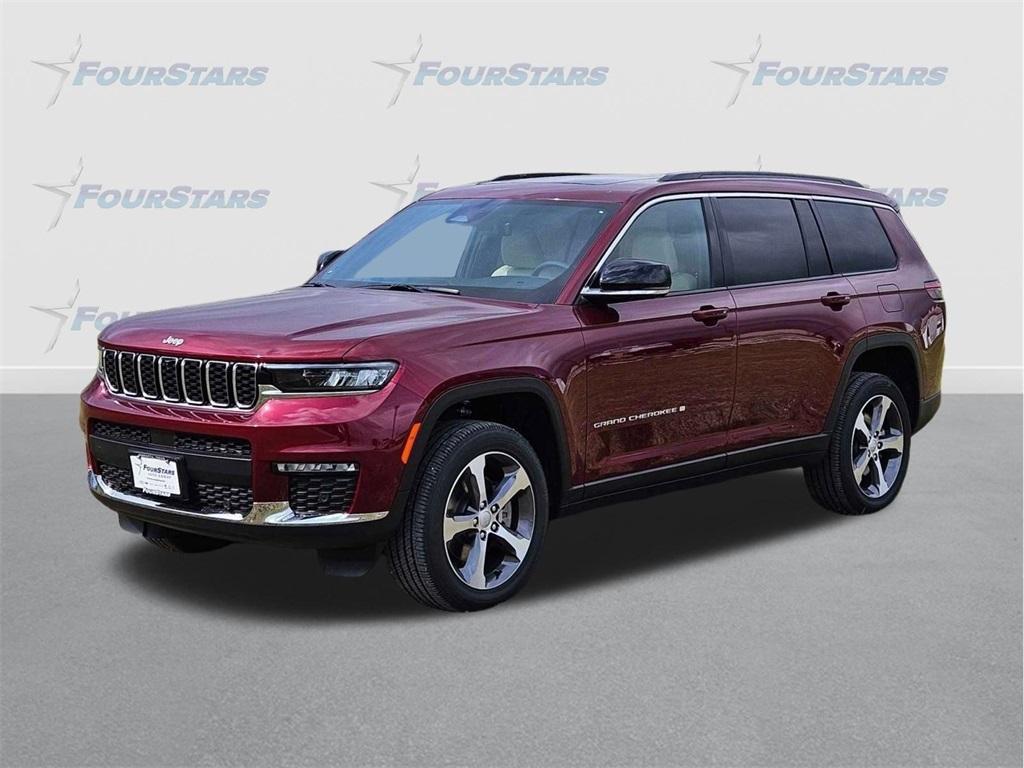 new 2024 Jeep Grand Cherokee L car, priced at $48,481