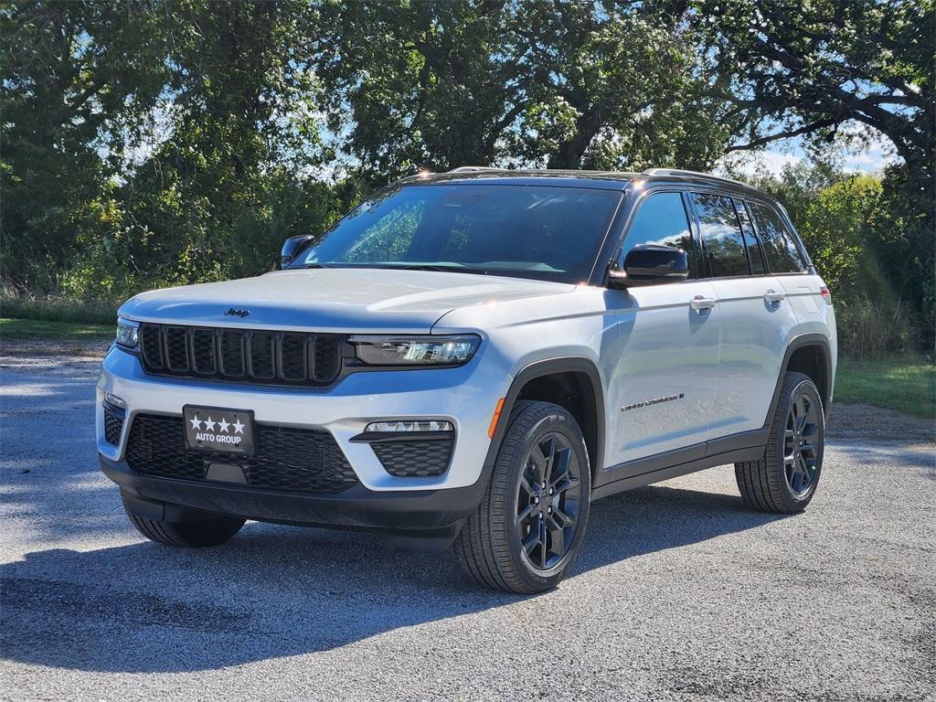 new 2025 Jeep Grand Cherokee car, priced at $46,839