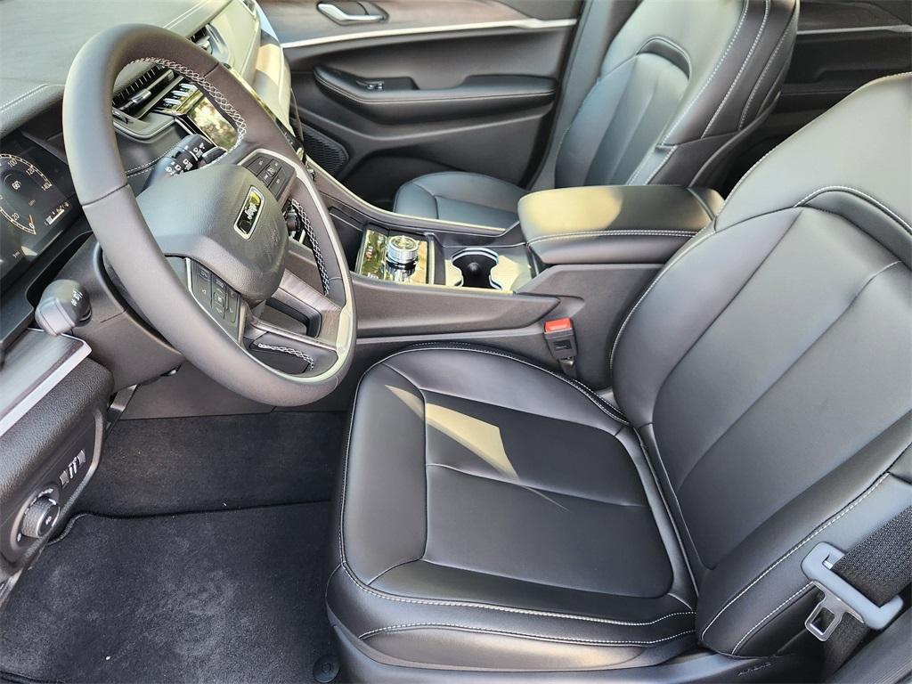 new 2025 Jeep Grand Cherokee car, priced at $46,839