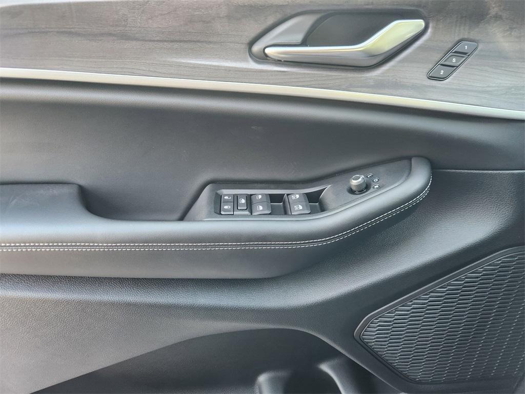 new 2025 Jeep Grand Cherokee car, priced at $46,839