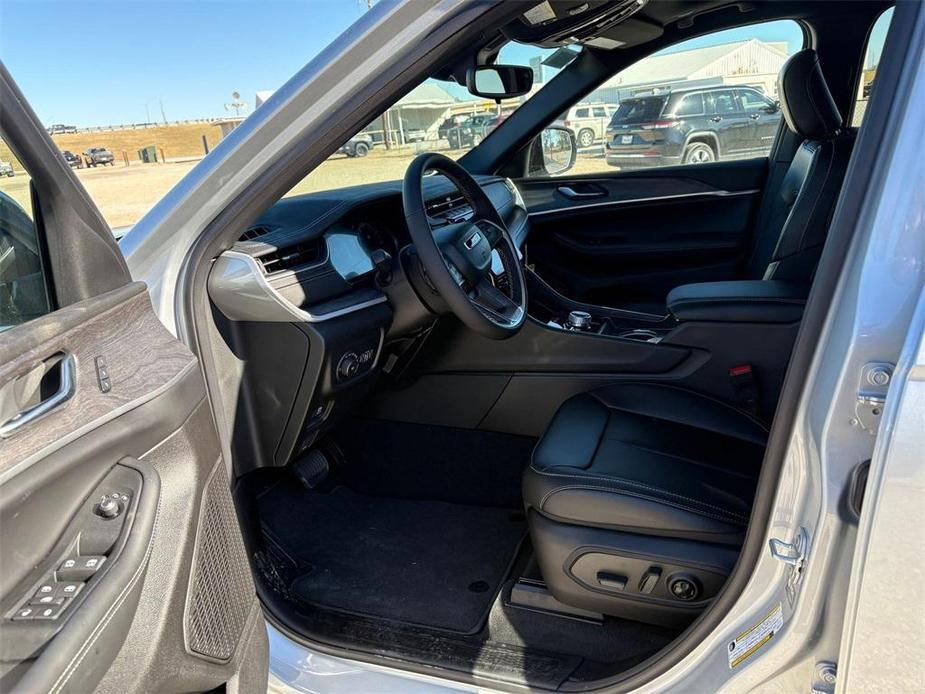 new 2025 Jeep Grand Cherokee L car, priced at $50,802