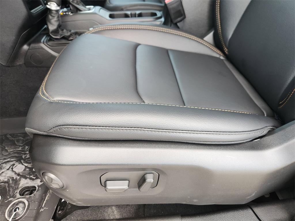 new 2025 Jeep Wrangler car, priced at $50,898