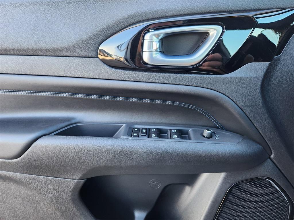 new 2026 Jeep Compass car, priced at $30,391