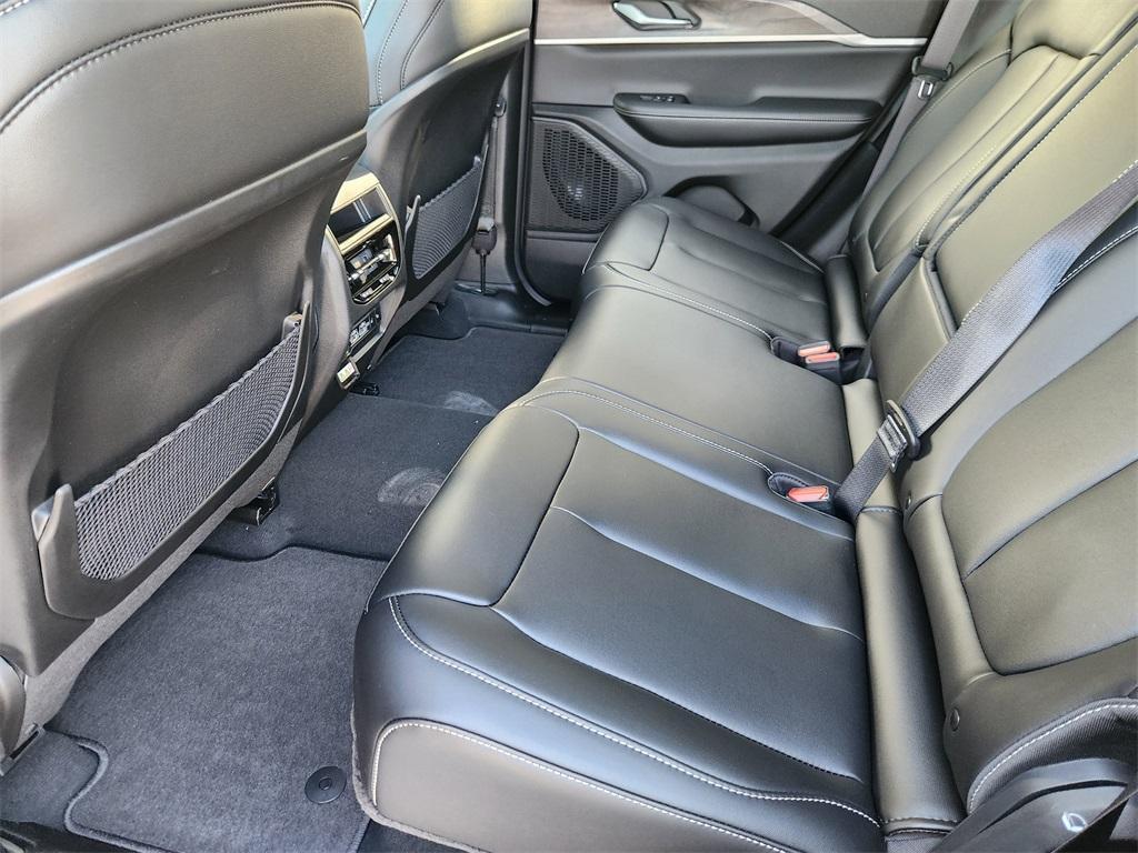 new 2025 Jeep Grand Cherokee car, priced at $46,839