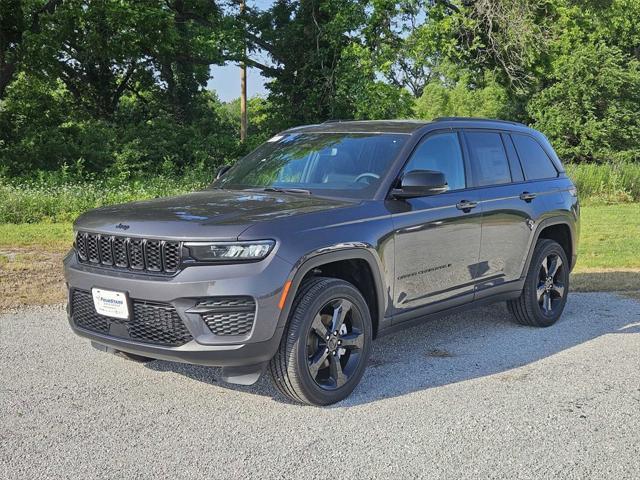 new 2024 Jeep Grand Cherokee car, priced at $41,693