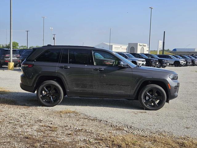 new 2024 Jeep Grand Cherokee car, priced at $41,693