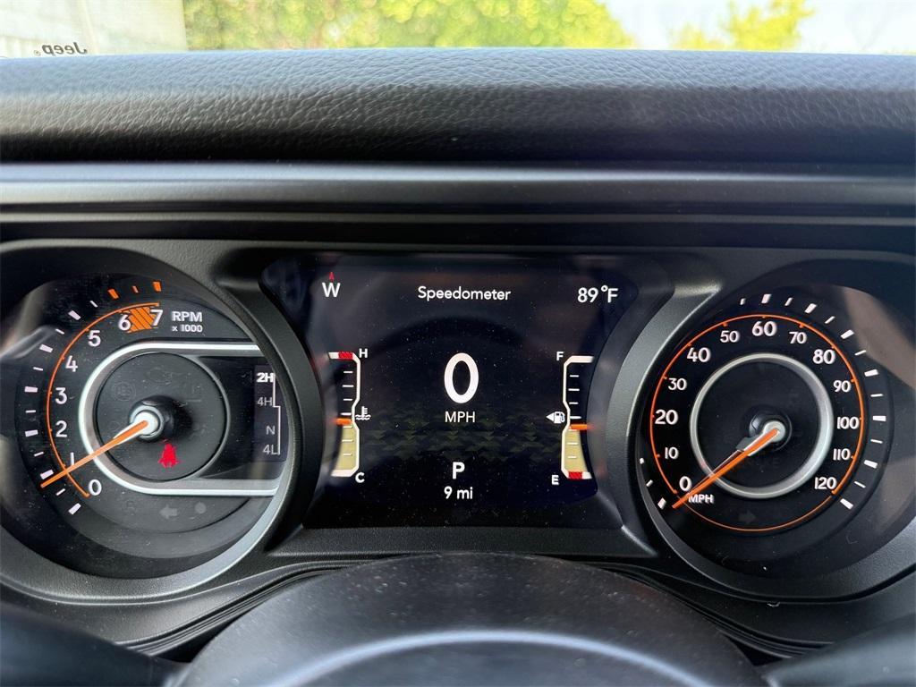 new 2025 Jeep Wrangler car, priced at $47,692