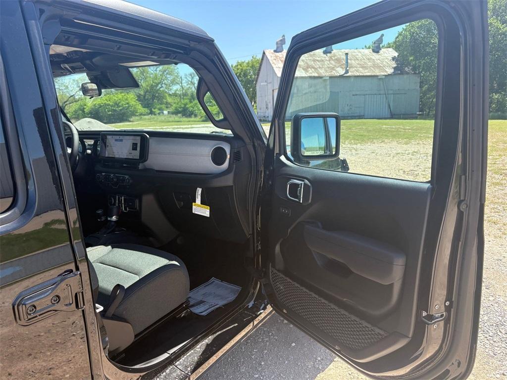 new 2025 Jeep Wrangler car, priced at $50,939