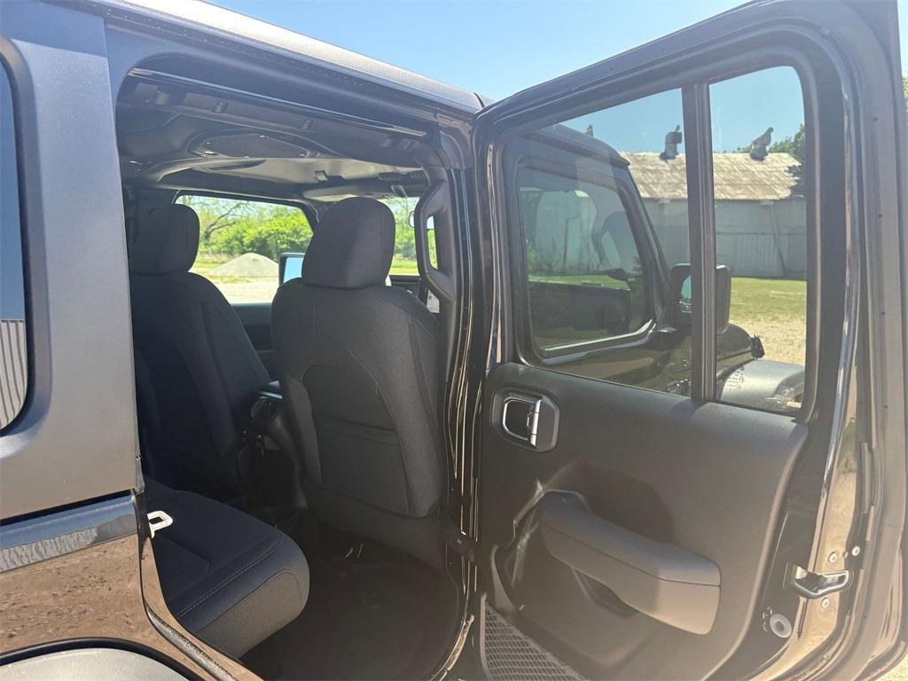 new 2025 Jeep Wrangler car, priced at $50,939