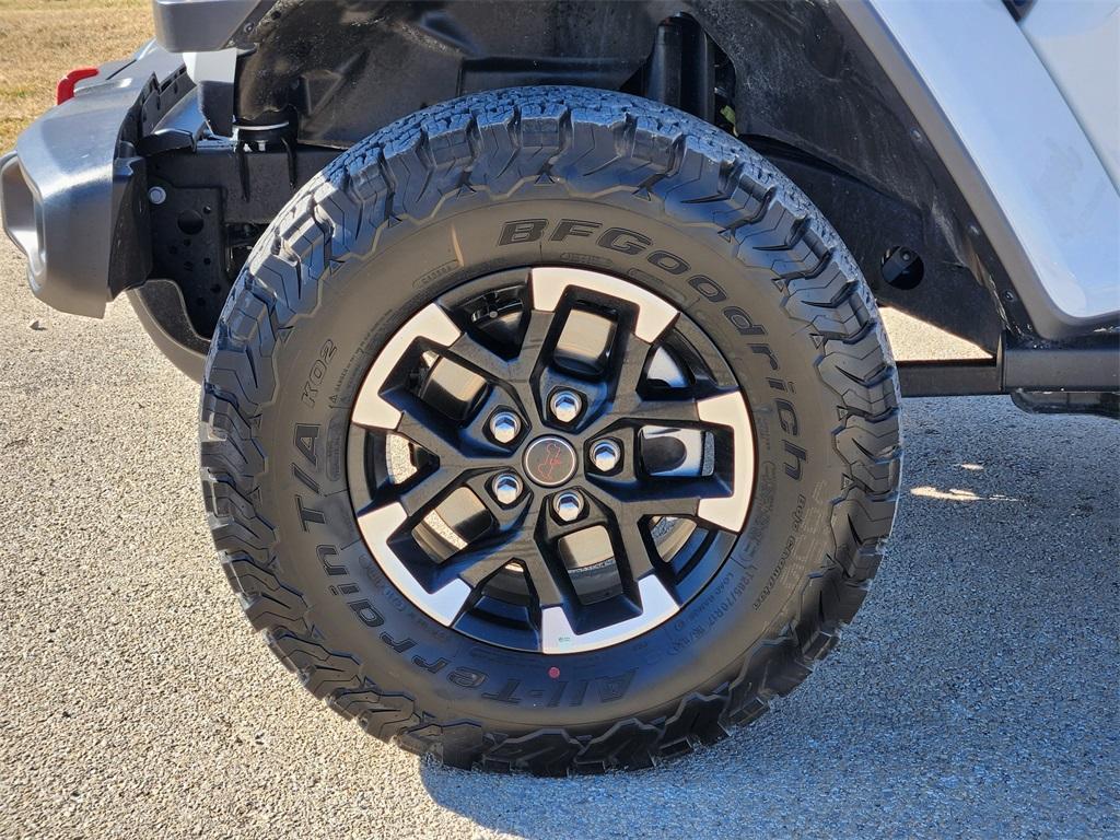 used 2025 Jeep Wrangler car, priced at $53,595