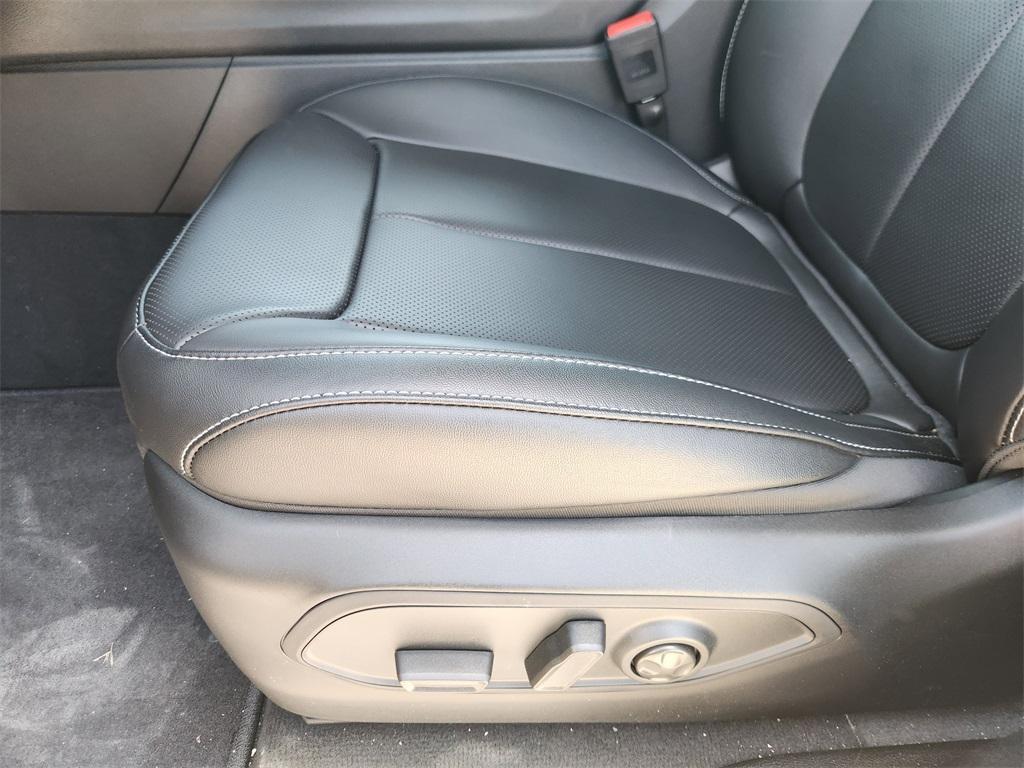 new 2025 Jeep Grand Cherokee L car, priced at $49,835