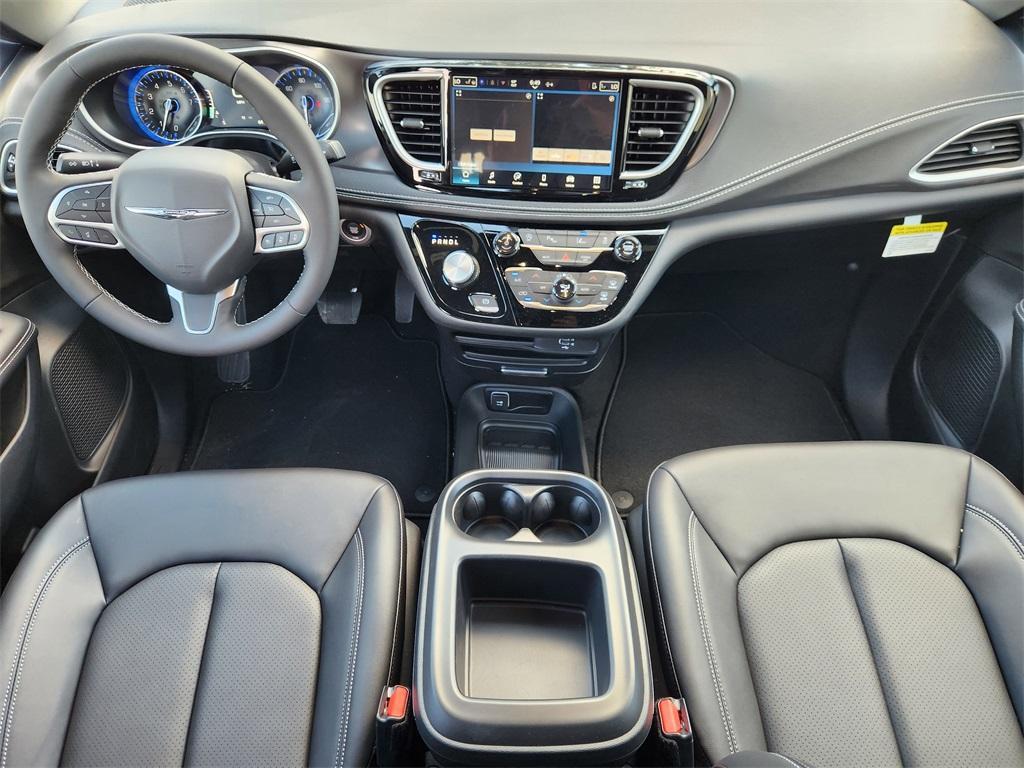 new 2026 Chrysler Pacifica car, priced at $40,918