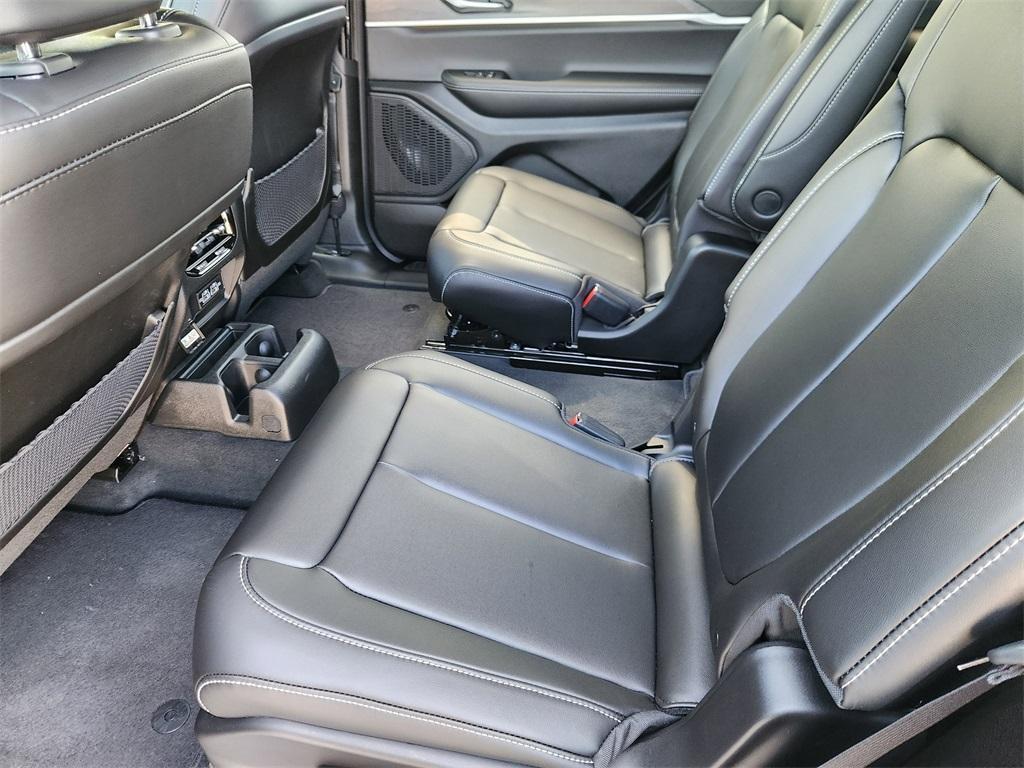 new 2025 Jeep Grand Cherokee L car, priced at $46,807