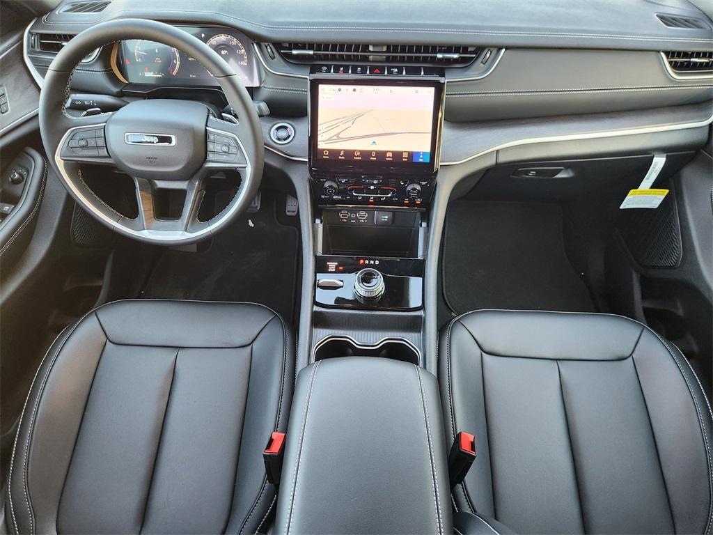 new 2025 Jeep Grand Cherokee car, priced at $46,321