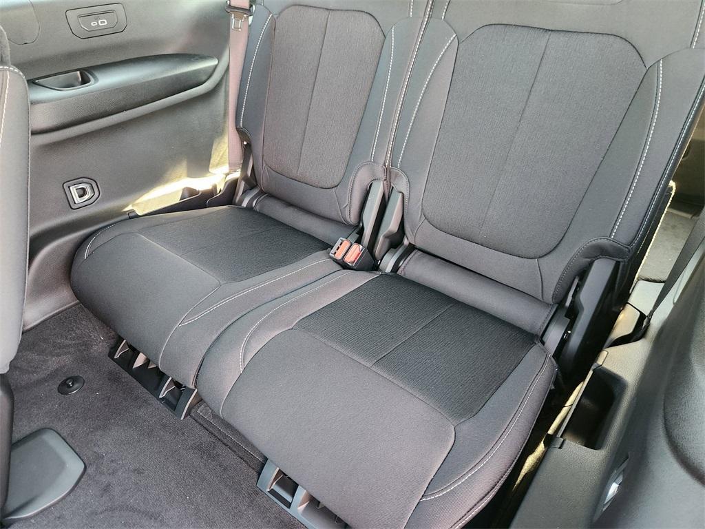 new 2025 Jeep Grand Cherokee L car, priced at $35,146