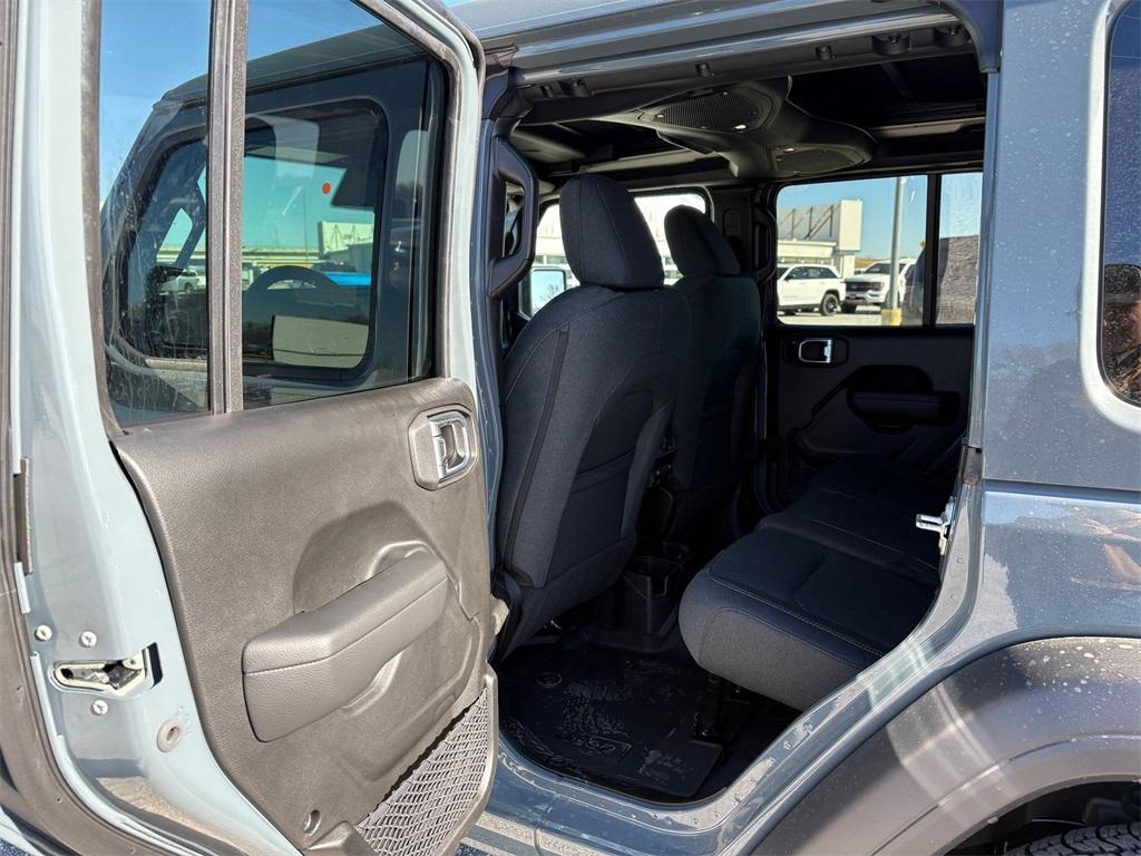 new 2025 Jeep Wrangler car, priced at $51,625