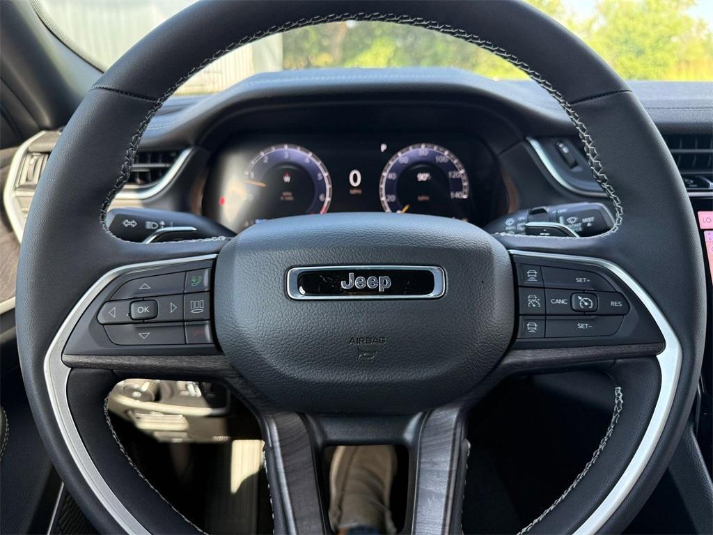 new 2025 Jeep Grand Cherokee L car, priced at $50,282