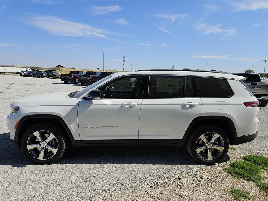 new 2024 Jeep Grand Cherokee L car, priced at $48,298