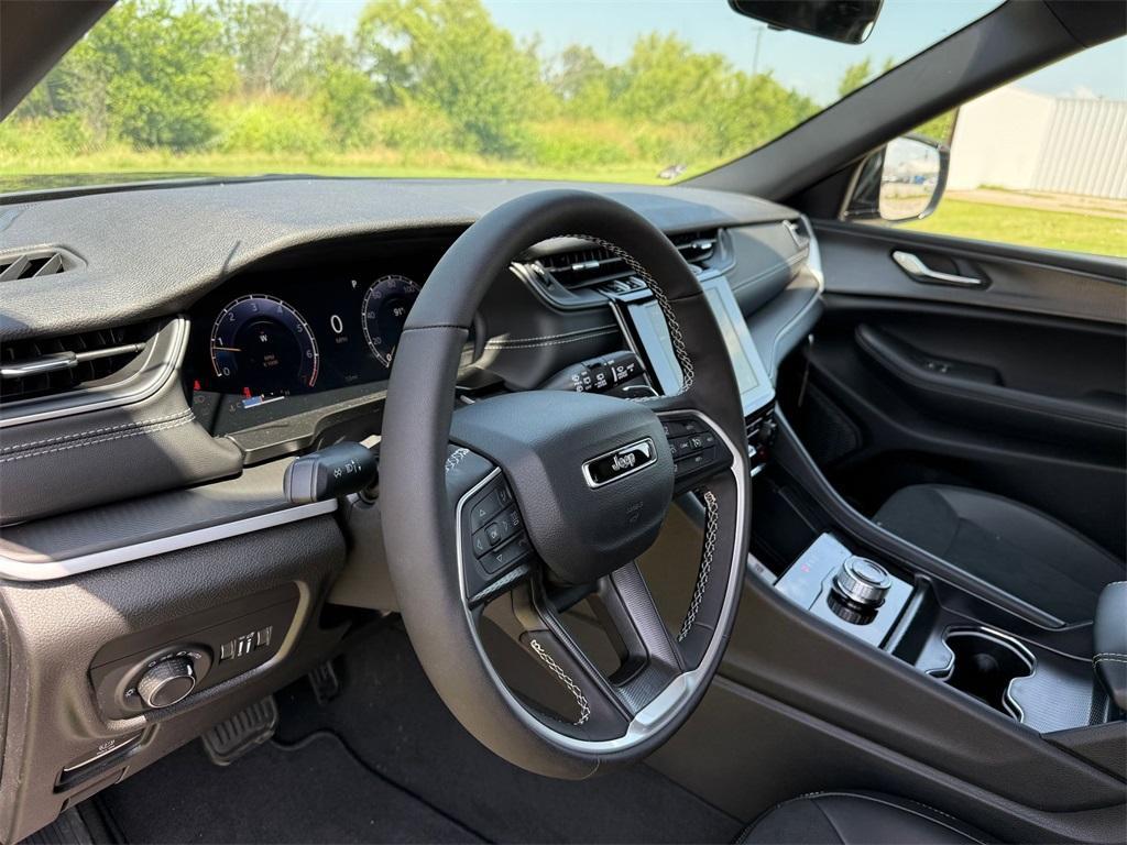 new 2025 Jeep Grand Cherokee L car, priced at $41,475