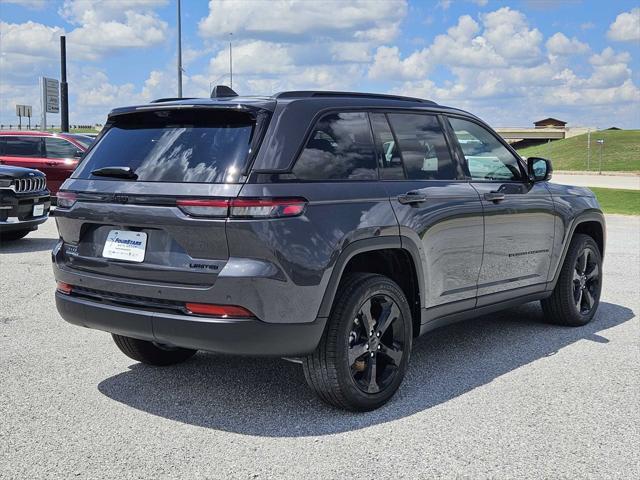 new 2024 Jeep Grand Cherokee car, priced at $50,467