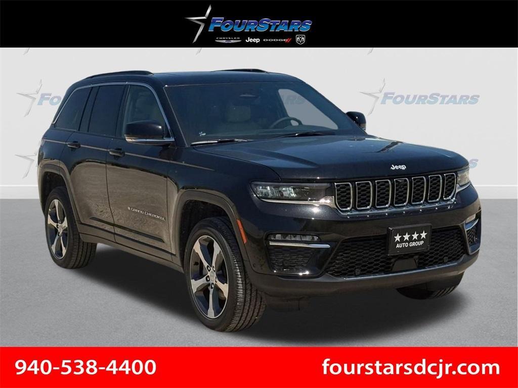 new 2025 Jeep Grand Cherokee car, priced at $49,179