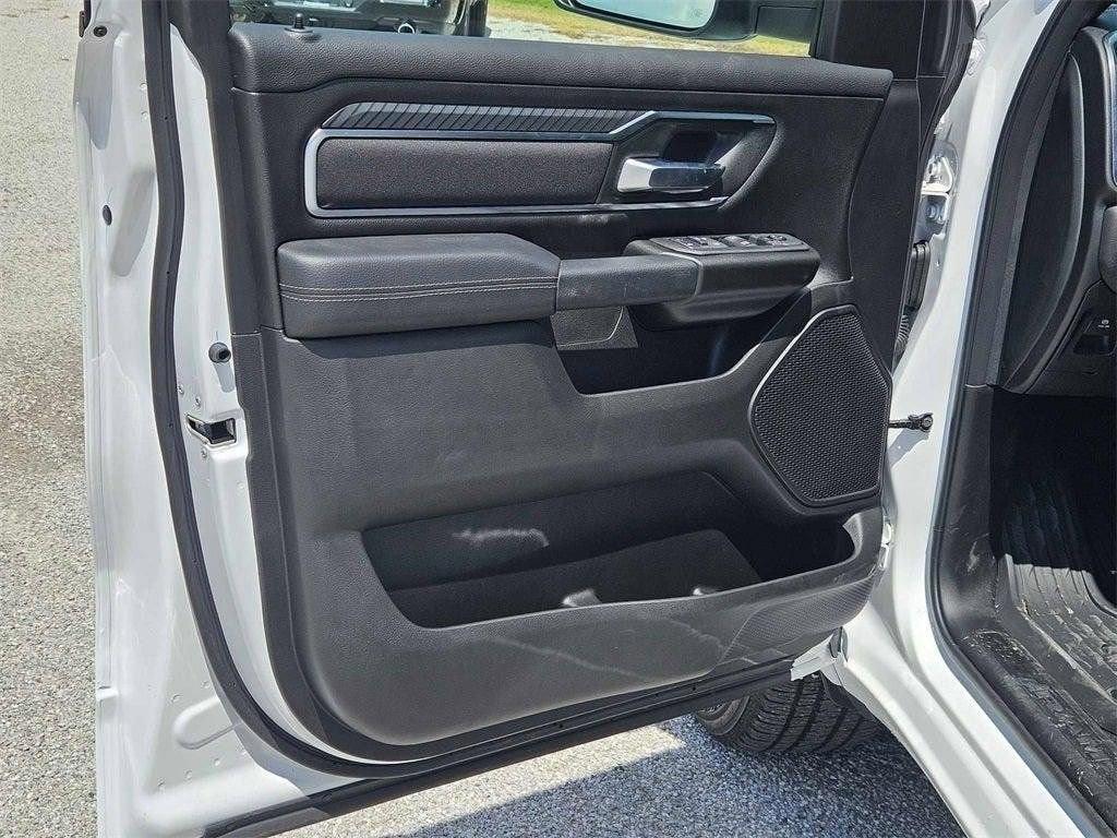 new 2025 Ram 1500 car, priced at $48,877