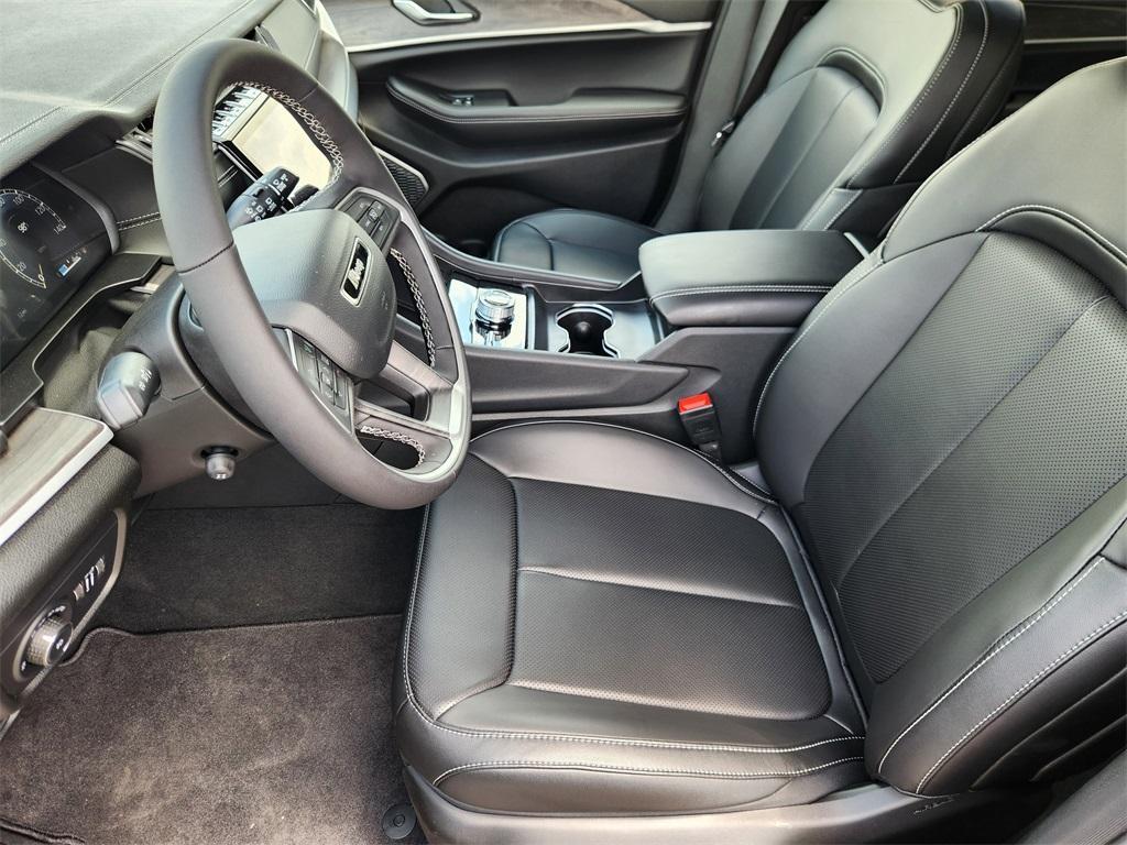 new 2025 Jeep Grand Cherokee L car, priced at $49,800