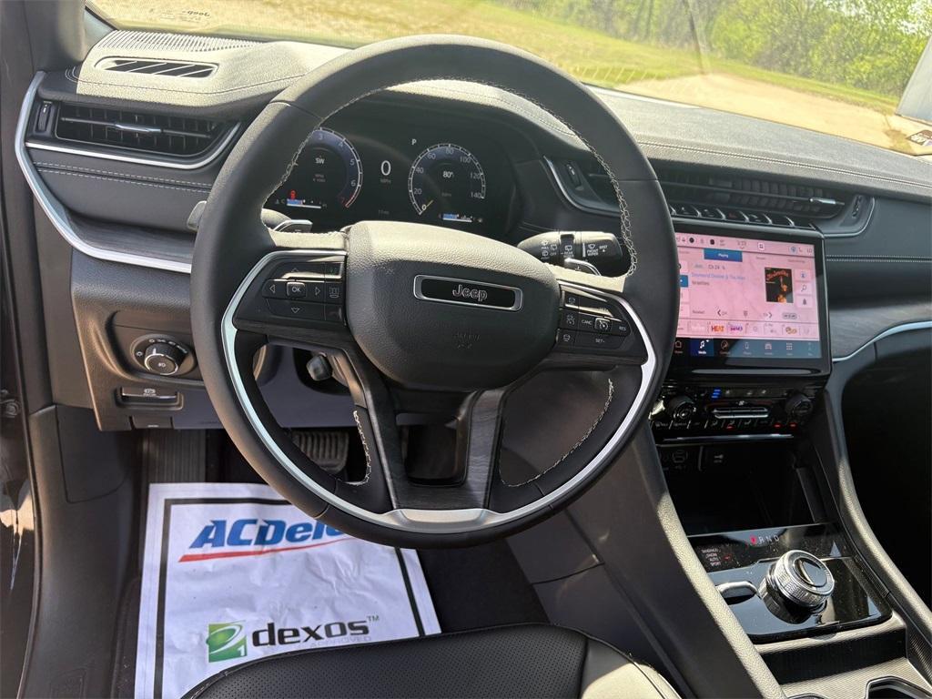 new 2025 Jeep Grand Cherokee L car, priced at $53,297