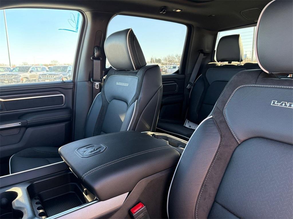 new 2025 Ram 1500 car, priced at $60,129